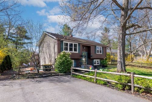 48 Indian Run Trl, Smithfield, RI, 02917-2100 | Card Image