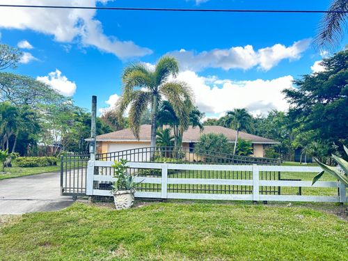 8251 Bowie Way, Lake Worth, FL, 33467-1176 | Card Image