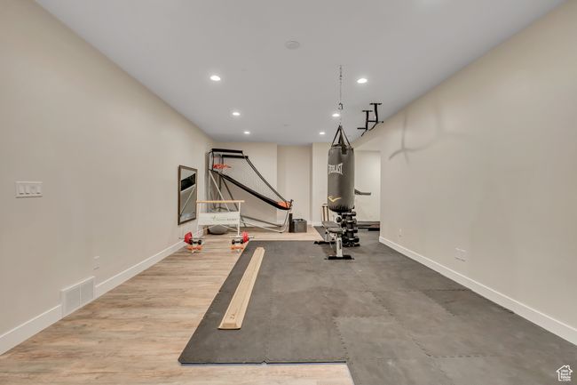2040 E Lambourne Ave, House other with 7 bedrooms, 7 bathrooms and 12 parking in Millcreek UT | Image 39