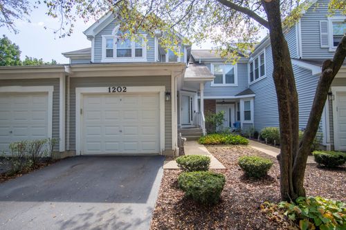 1202 Tennyson Lane, Naperville, IL, 60540 | Card Image