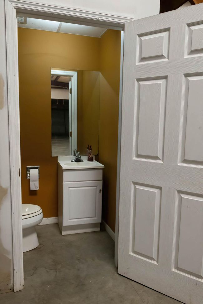 913 Freeman Ave, House other with 2 bedrooms, 3 bathrooms and 3 parking in Bridgeport AL | Image 54