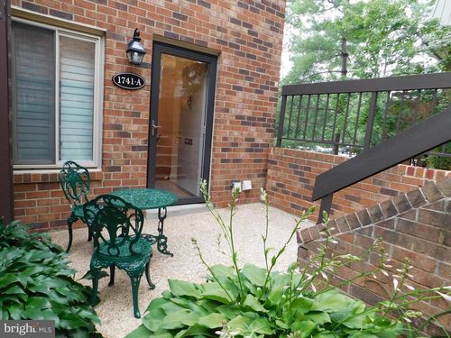 1-1741 S Hayes St, ARLINGTON, VA, 22202-2792 | Card Image