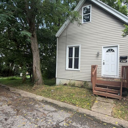 505 9th Ave, Dayton, KY, 41074-1538 | Card Image