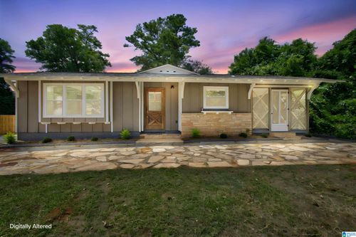 1321 Oak St, Montevallo, AL, 35115-3590 | Card Image