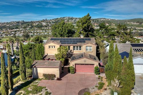 2556 La Costa Avenue, Carlsbad, CA, 92009 | Card Image