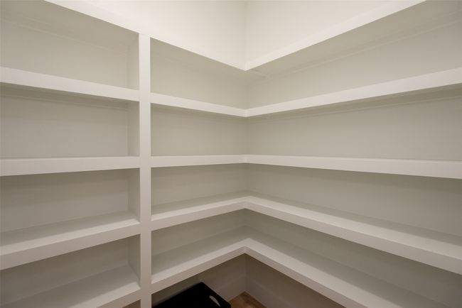 View of pantry | Image 11