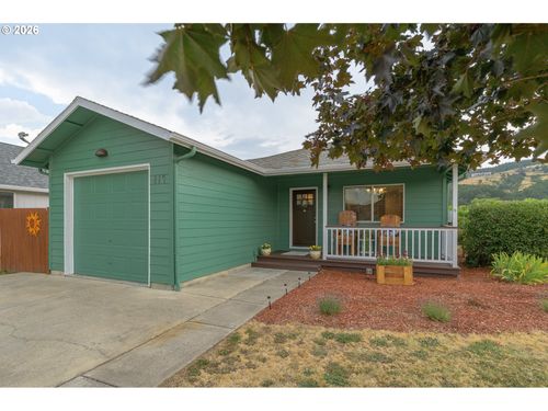 400 N Bridge St, Sheridan, OR, 97378-1252 | Card Image