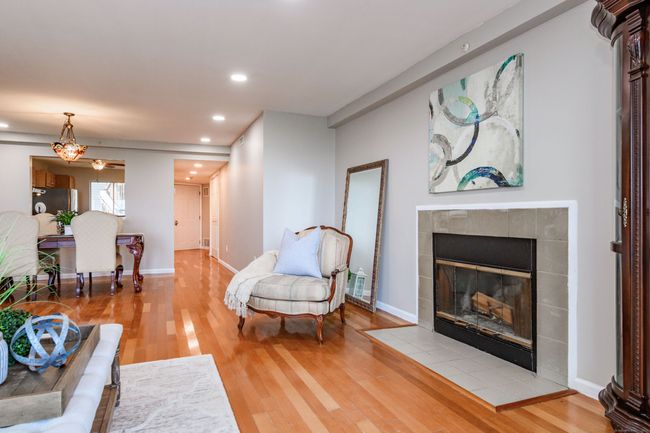 APT-110 - 1 Mansfield Grove Rd, Condo with 2 bedrooms, 2 bathrooms and null parking in East Haven CT | Image 13