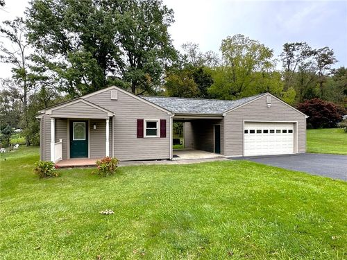 111 Berky Acres Rd, Greensburg, PA, 15601-8517 | Card Image