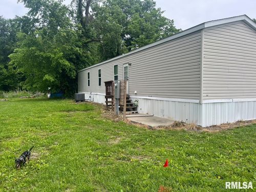 22003 N Thompsonville Rd, Thompsonville, IL, 62890 | Card Image