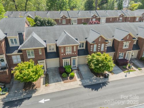 984 Park Slope Dr, Charlotte, NC, 28209-2050 | Card Image