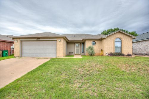 1228 June Ln, San Angelo, TX, 76905-2305 | Card Image