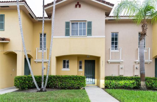 6061 Sw 19th Ct, North Lauderdale, FL, 33068-4623 | Card Image