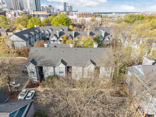 2e-525 N Graham St, Charlotte, NC, 28202-2262 | Card Image