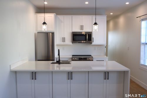 107-25 Church Street, New Milford, CT, 06776 | Card Image