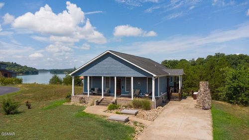 1150 Sanctuary Shores Way, Sevierville, TN, 37876-1472 | Card Image