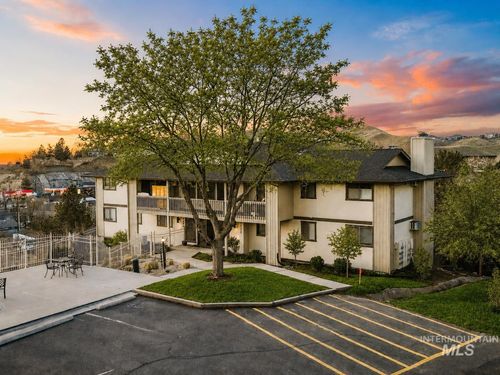 206-1420 W Camel Back Ln, Boise, ID, 83702-1265 | Card Image