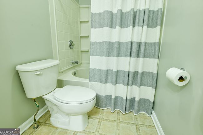 2135 Dillard Xing, Townhouse with 2 bedrooms, 3 bathrooms and null parking in Tucker GA | Image 40