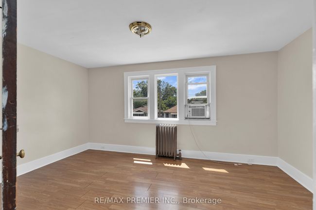 510 Randolph Ave, House other with 6 bedrooms, 2 bathrooms and 2 parking in Windsor ON | Image 18
