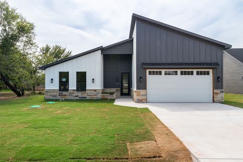 5706 Belaire Cir, Granbury, TX, 76048-6569 | Card Image