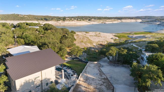 757 County Road 262, House other with 5 bedrooms, 4 bathrooms and null parking in Mico TX | Image 48