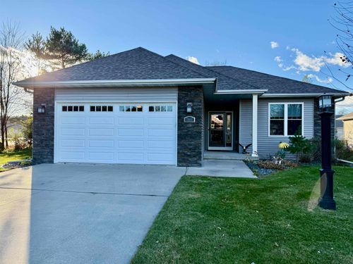 2911 Tuscany Way, PLOVER, WI, 54467-7700 | Card Image