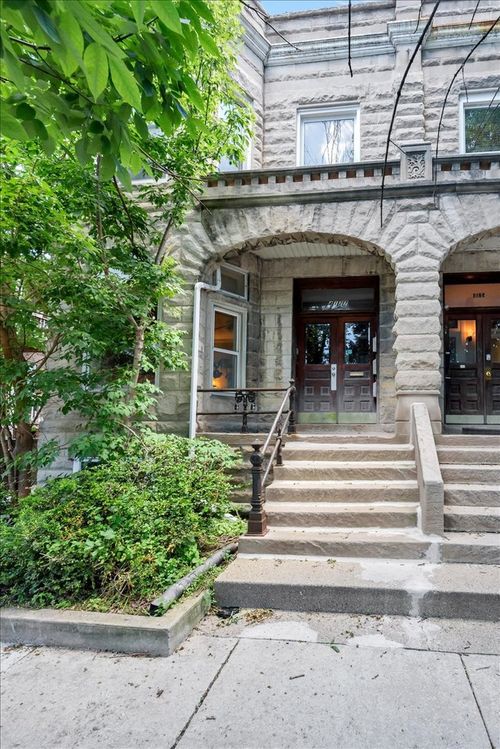 4127 N Ashland Avenue, Chicago, IL, 60613 | Card Image