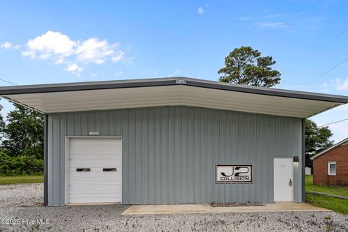 230 Verona Rd, Jacksonville, NC, 28540-9618 | Card Image