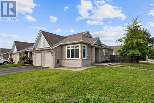 538 Silverbell Cres, Gloucester, ON, K1T0P1 | Card Image