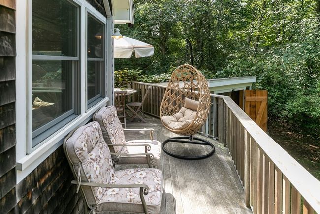 11 Hammett Ln, House other with 2 bedrooms, 2 bathrooms and 4 parking in Chilmark MA | Image 16
