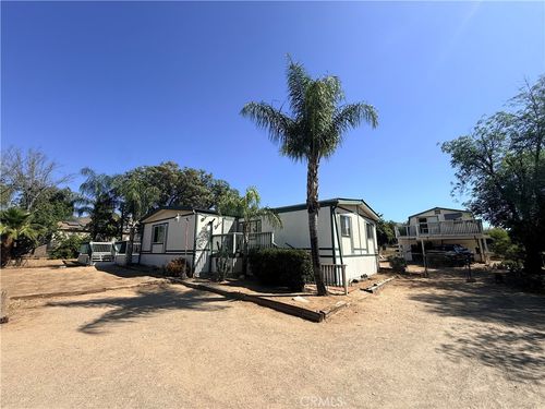 33462 Loquat St, Wildomar, CA, 92595-8422 | Card Image