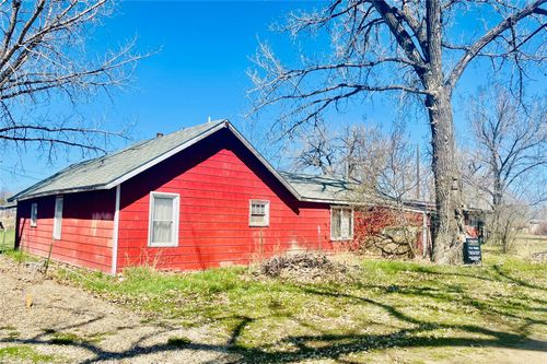 211 Illinois St, Chinook, MT, 59523-7725 | Card Image