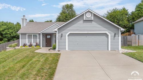 1126 W 13th Ter, Eudora, KS, 66025-8408 | Card Image