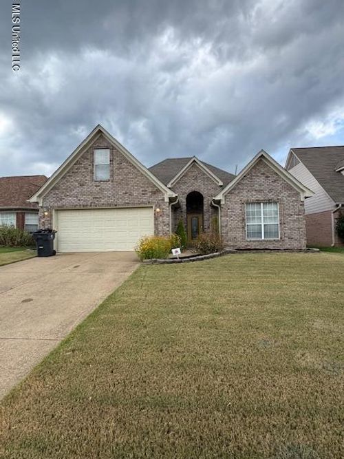 1102 Greenwich Dr, Hernando, MS, 38632-7360 | Card Image