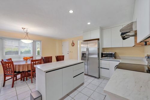 14763 31a Ave, Surrey, BC, V4P3E8 | Card Image