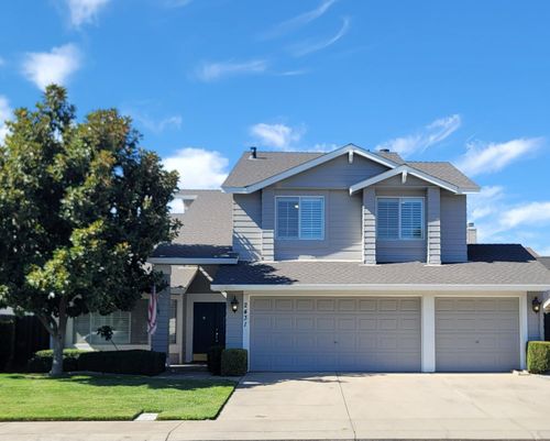 2431 Dobbins Ln, Riverbank, CA, 95367-2629 | Card Image