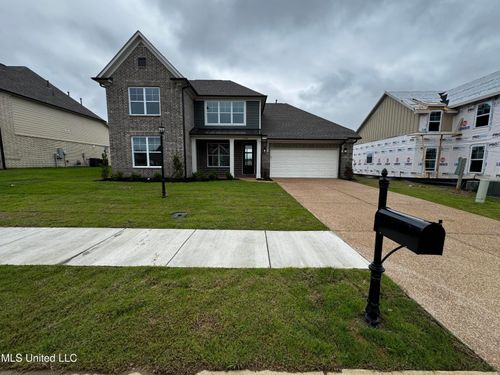 13596 Broadmore Ln, Olive Branch, MS, 38654-1487 | Card Image