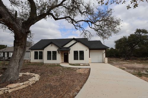 2647 Western Skies Dr, Spring Branch, TX, 78070-2394 | Card Image