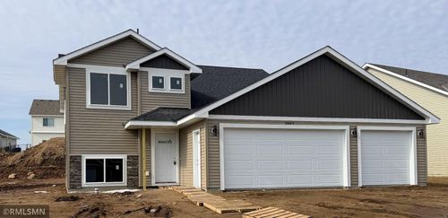 1661 Park View Ln Ne, Sauk Rapids, MN, 56379-5802 | Card Image