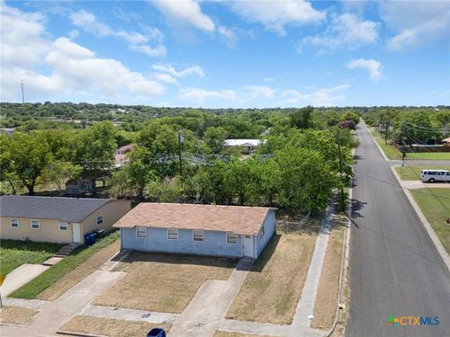 1202 S 3rd St, Copperas Cove, TX, 76522-3507 | Card Image