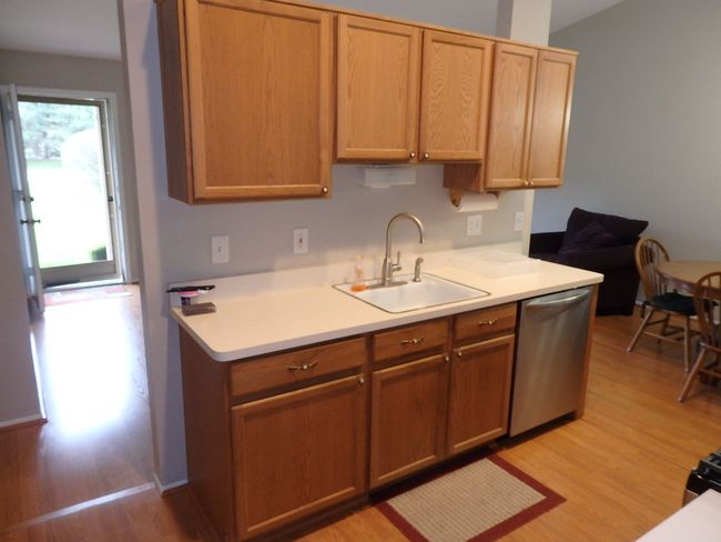 UNIT-2 - 140 Pine Tree Ridge Dr, Condo with 2 bedrooms, 3 bathrooms and null parking in Waterford MI | Image 12