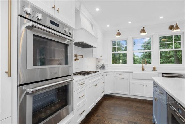 1040 Main St, House other with 3 bedrooms, 3 bathrooms and 6 parking in Hingham MA | Image 12