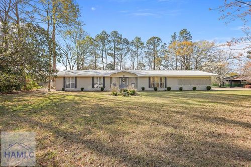 121 Glynn St, Jesup, GA, 31545-7718 | Card Image