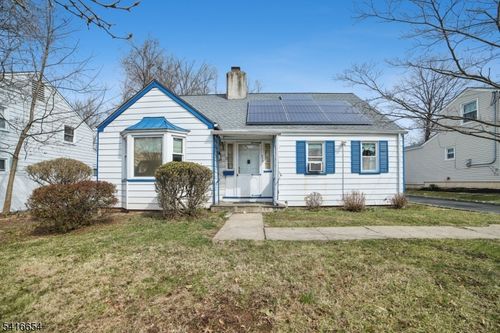 230 Sandford Ave, North Plainfield, NJ, 07060-4329 | Card Image