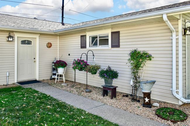 Garage Entrance II.jpg | Image 39