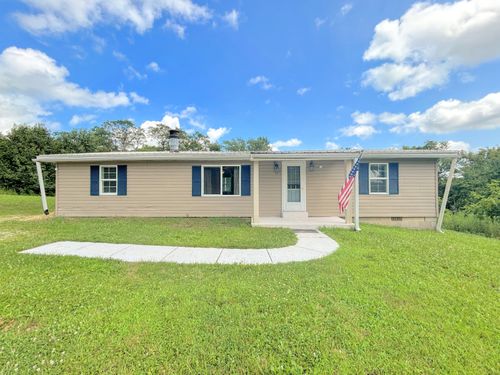 390 Lynn Ln, Falmouth, KY, 41040-7448 | Card Image