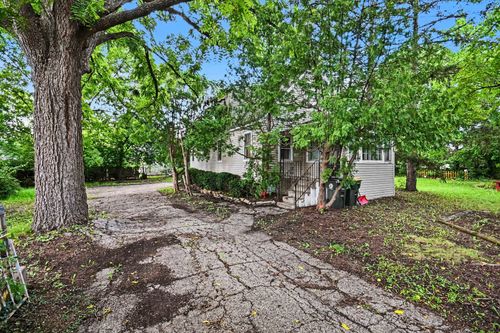 1428 N Cedar Lake Rd, Round Lake Beach, IL, 60073-1806 | Card Image