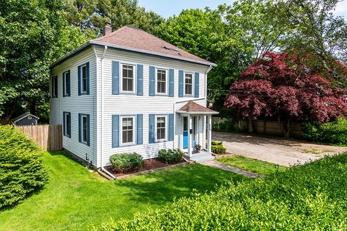 475 Woodruff Ave, South Kingstown, RI, 02879-3539 | Card Image