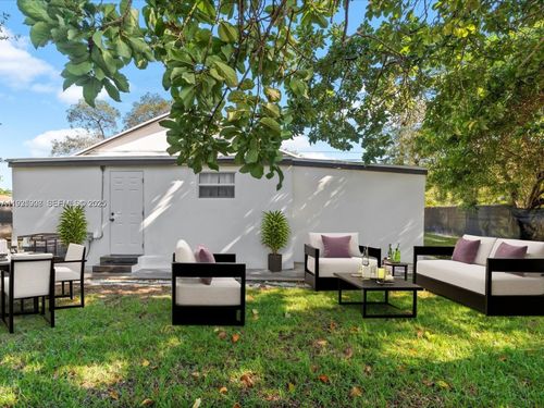 na-1829 Nw 62nd Ter, MIAMI, FL, 33147-7829 | Card Image