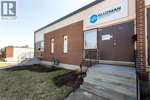 e-11 Paulander Drive, Kitchener, ON, N2M5B6 | Card Image